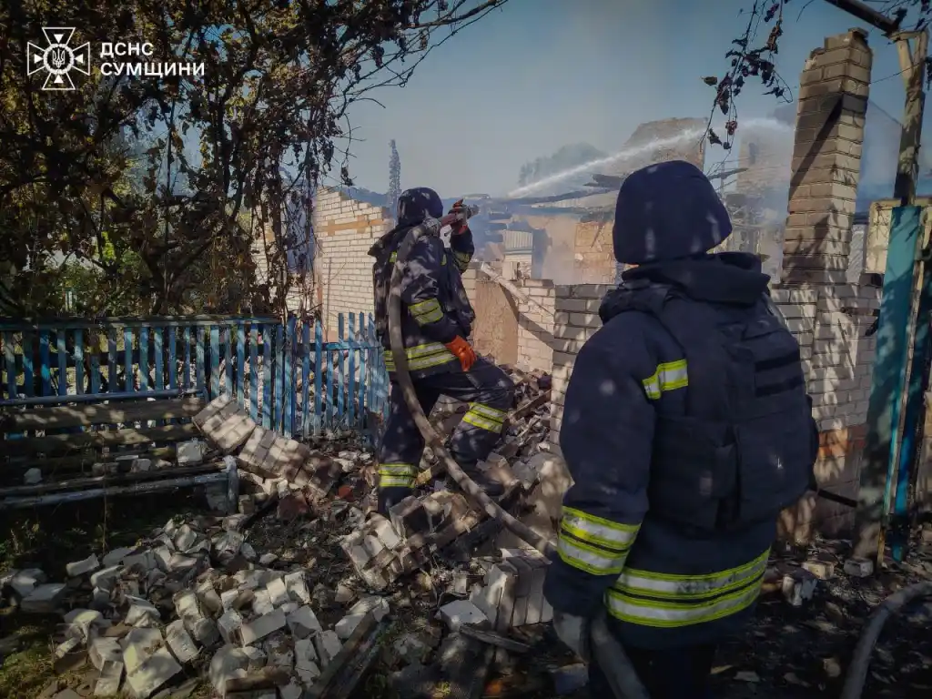 Ворожий обстріл поцілив у житловий сектор Дружбівської громади