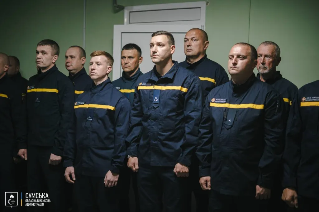 Рятувальників Сумщини відзначили державними нагородами та грамотами до професійного свята