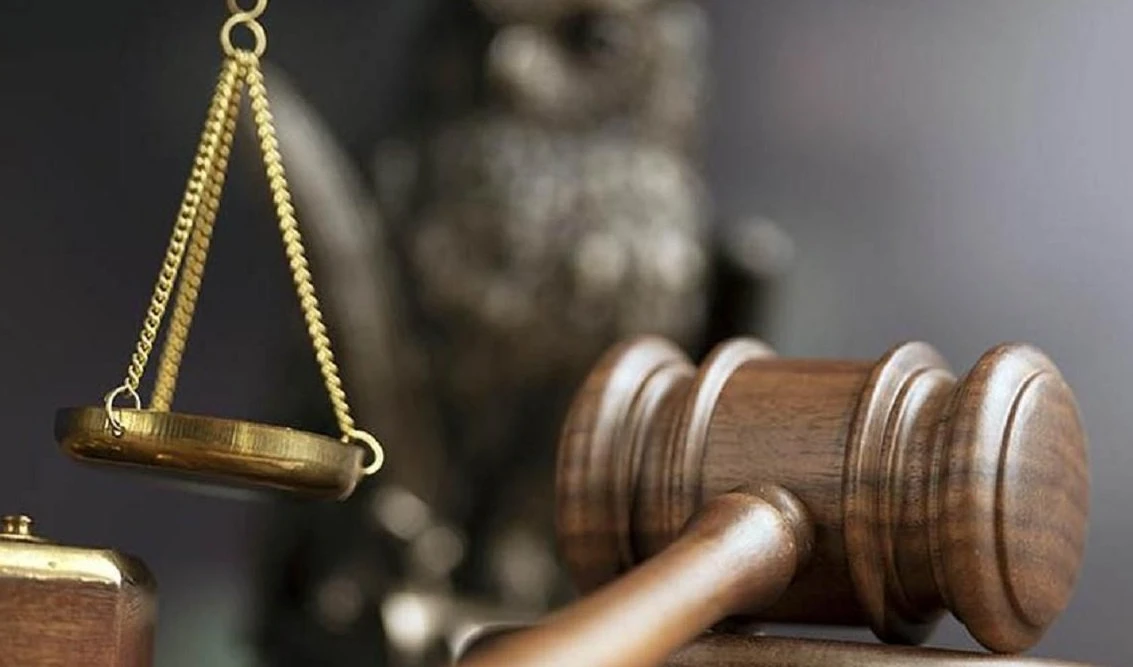 Двоє посадовців Шосткинської міськради постануть перед судом за збитки на сотні тисяч гривень під час закупівлі електроенергії