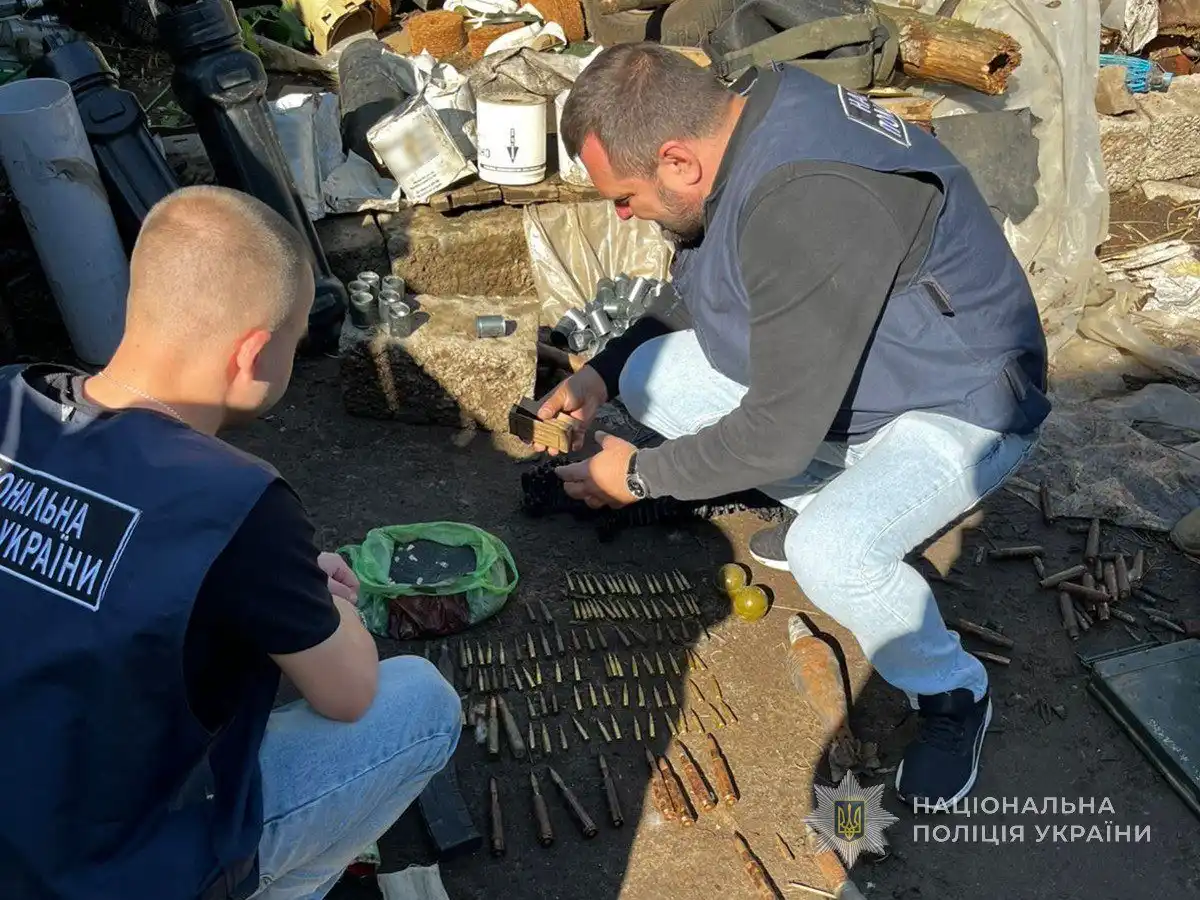 На Сумщині судитимуть чоловіка за незаконне зберігання боєприпасів та вибухівки
