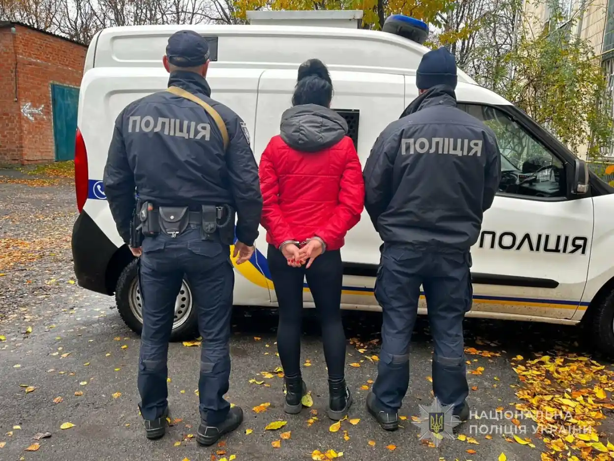 На Сумщині жінка поранила чоловіка ножем під час сварки: поліція відкрила кримінальне провадження