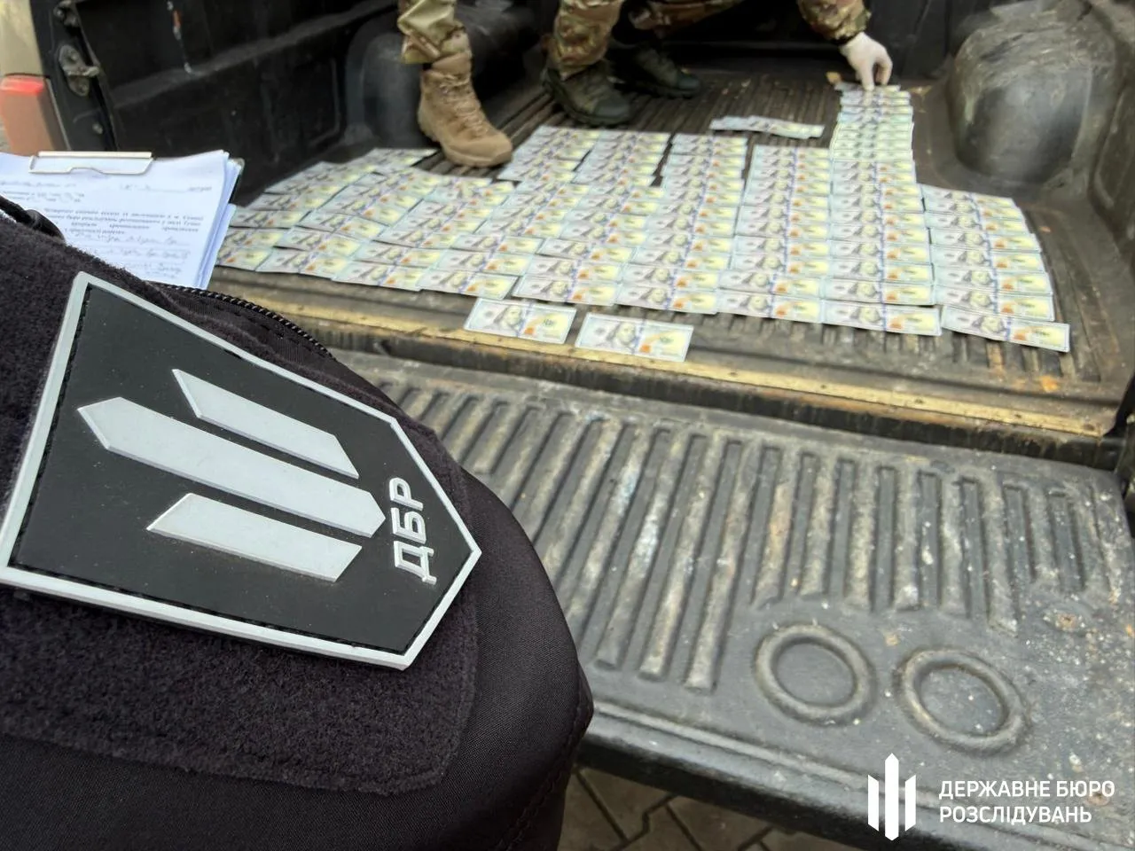 На Сумщині затримали екскерівника районного ТЦК з Донеччини, якого підозрюють у вивезенні військових за хабар