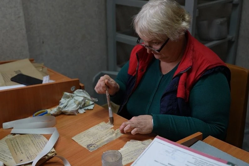 Сторіччя архівної пам’яті: як у Сумах бережуть документи від XVII століття до сучасної війни Сторіччя архівної пам’яті: як у Сумах бережуть документи від XVII століття до сучасної війни