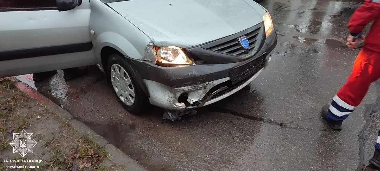Ранкова аварія біля Центру зайнятості в Сумах: один з водіїв у лікарні