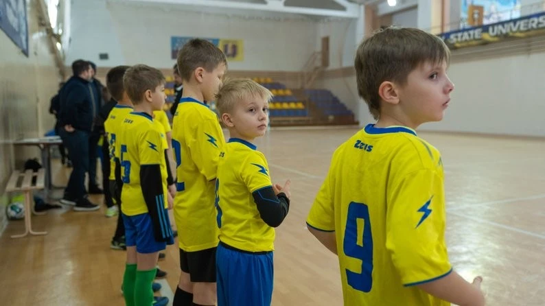 Вуличний грабіж у Сумах завершився затриманням підозрюваного