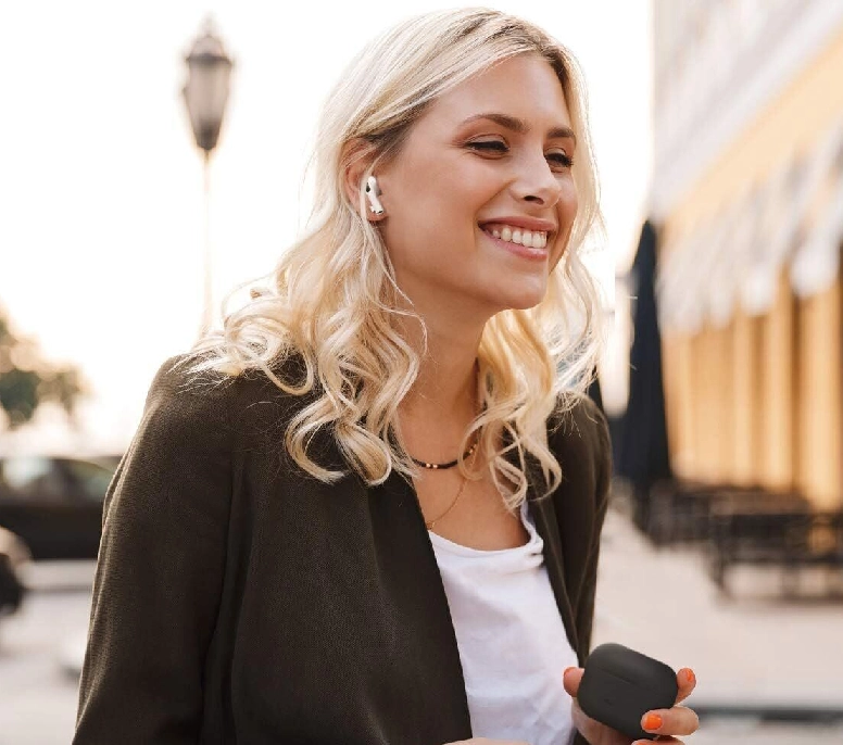 Топ-7 стильних чохлів для AirPods у 2026 році: від мінімалізму до яскравих дизайнів