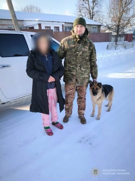 Нічні пошуки на Глухівщині: службовий пес допоміг швидко знайти зниклу жінку