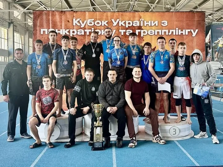 Медальний врожай зі столиці: команда Сумщини тріумфувала на всеукраїнських стартах з панкратіону