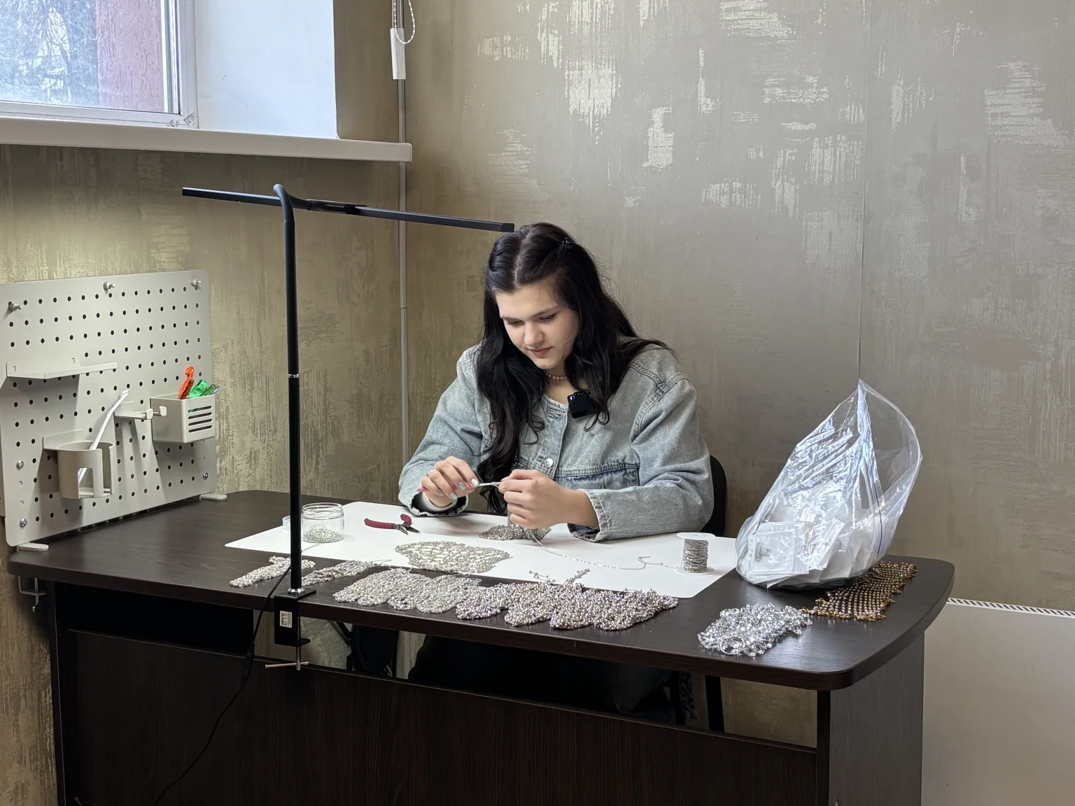Від металевих ланцюжків до подіумів Fashion Week: історія успіху кролевецької дизайнерки