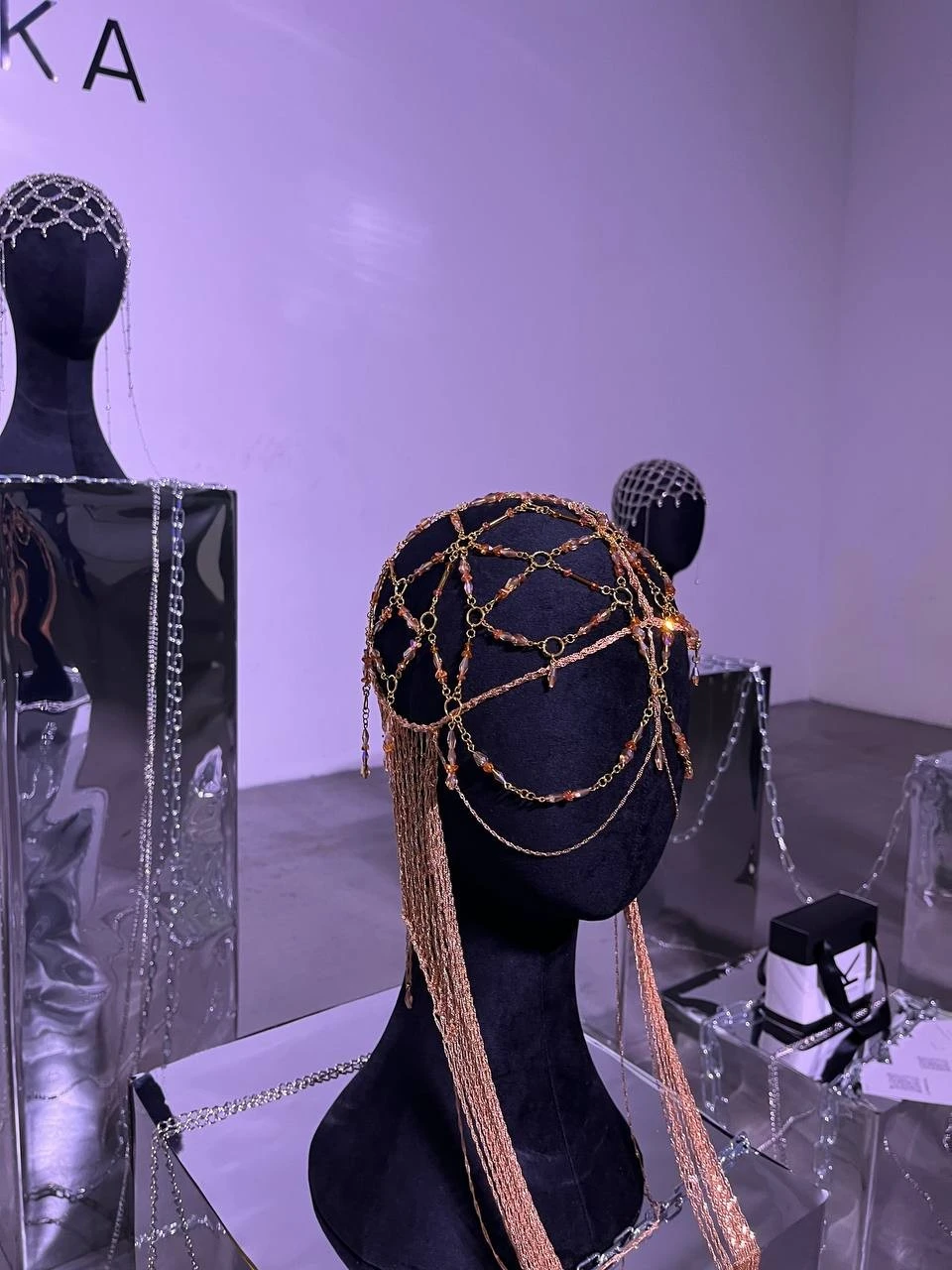 Від металевих ланцюжків до подіумів Fashion Week: історія успіху кролевецької дизайнерки