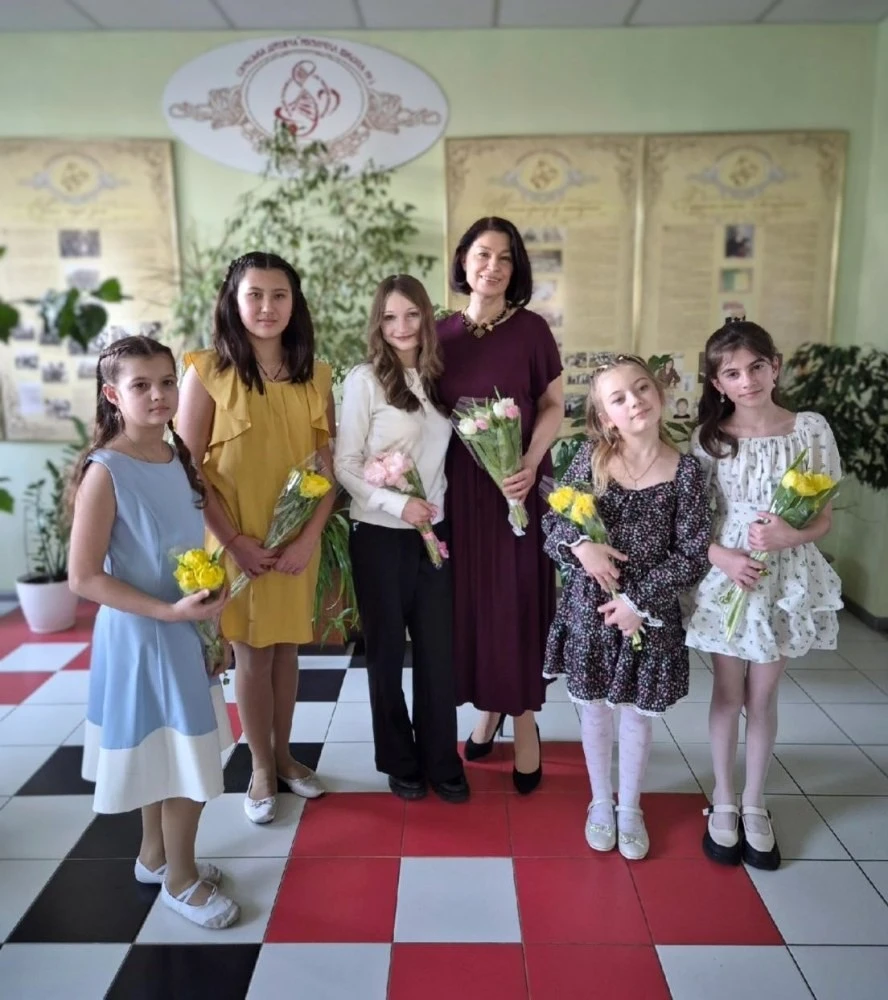 Юні піаністки із Сум здобули перемоги на міжнародній сцені