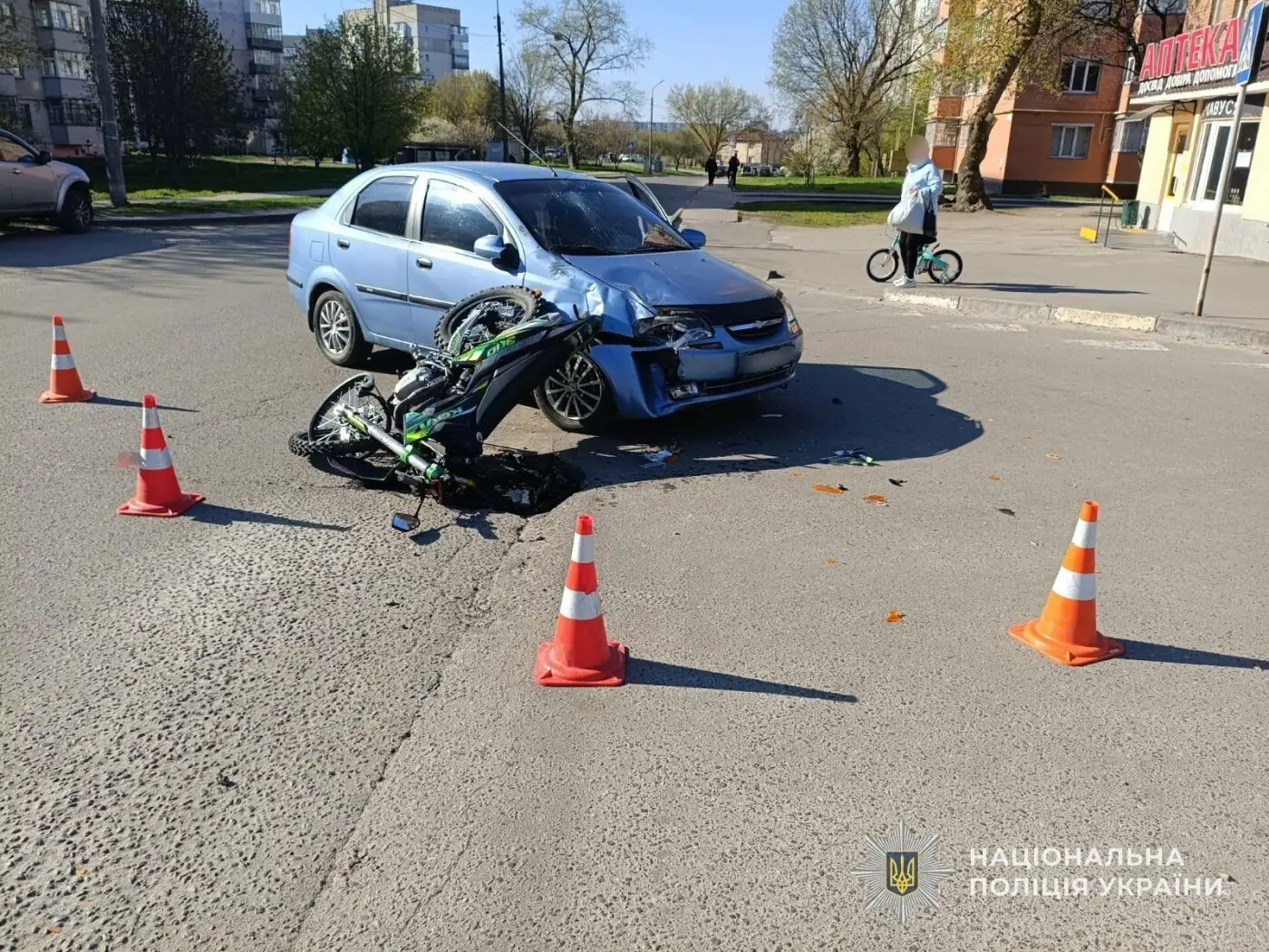 Травми та штрафмайданчики: поліція розслідує серію аварій у Сумській області