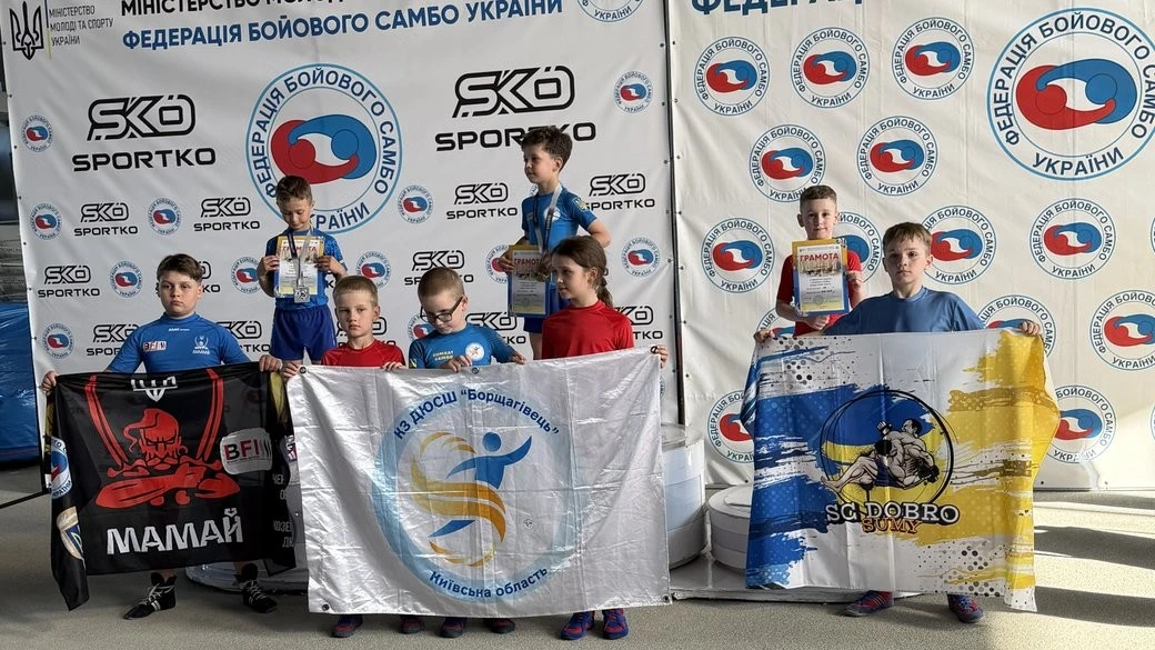 Тріумф на столичному татамі: сумські самбісти привезли срібний кубок із чемпіонату України