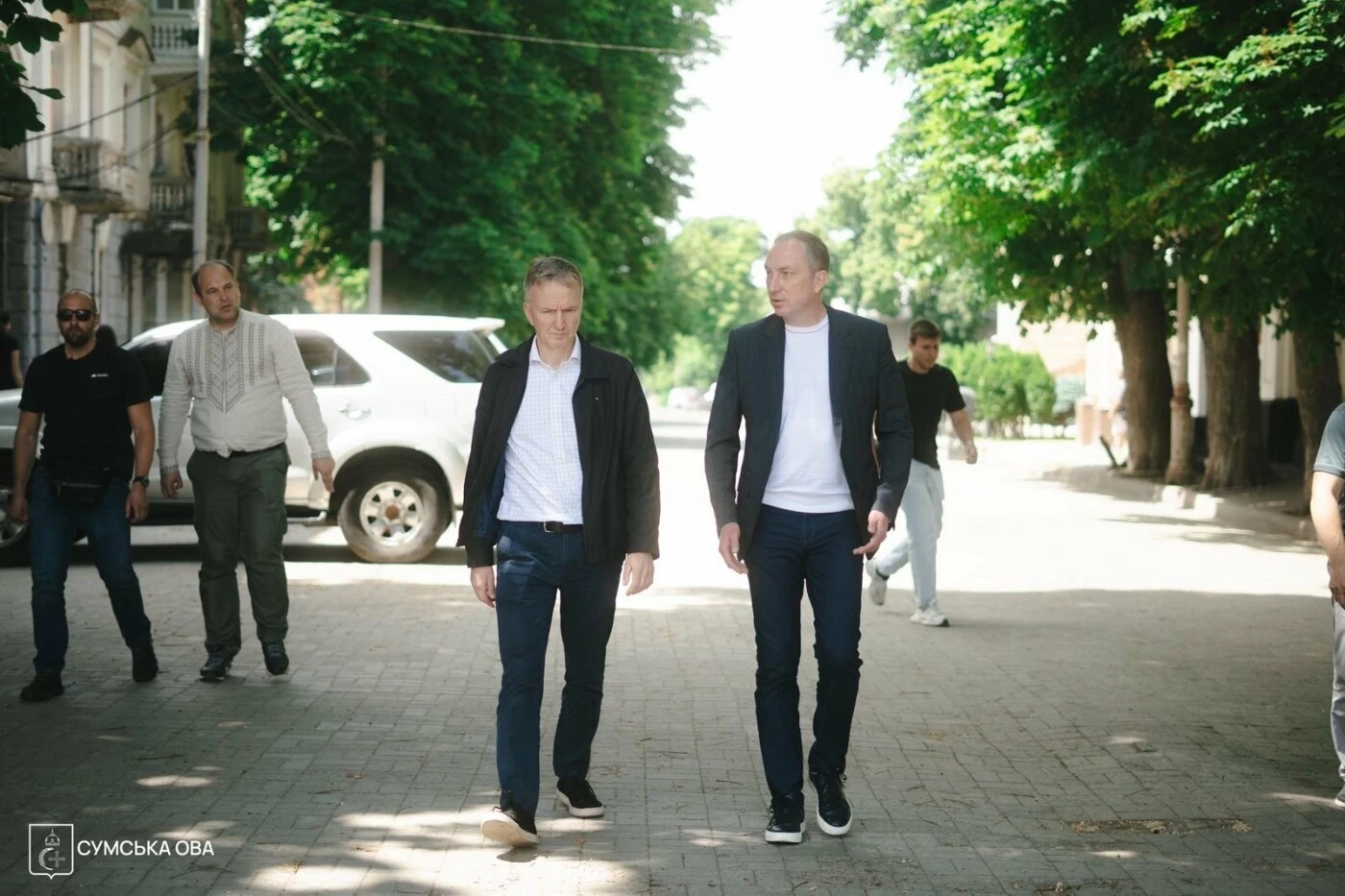 Захист цивільних та підземна школа: у Сумах пройшли переговори з послом Латвії