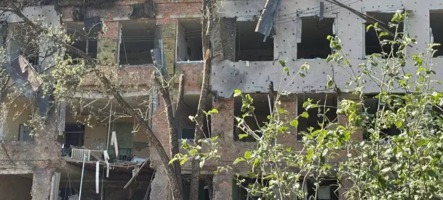 Російські КАБи понівечили освітній заклад та оселі в Сумах