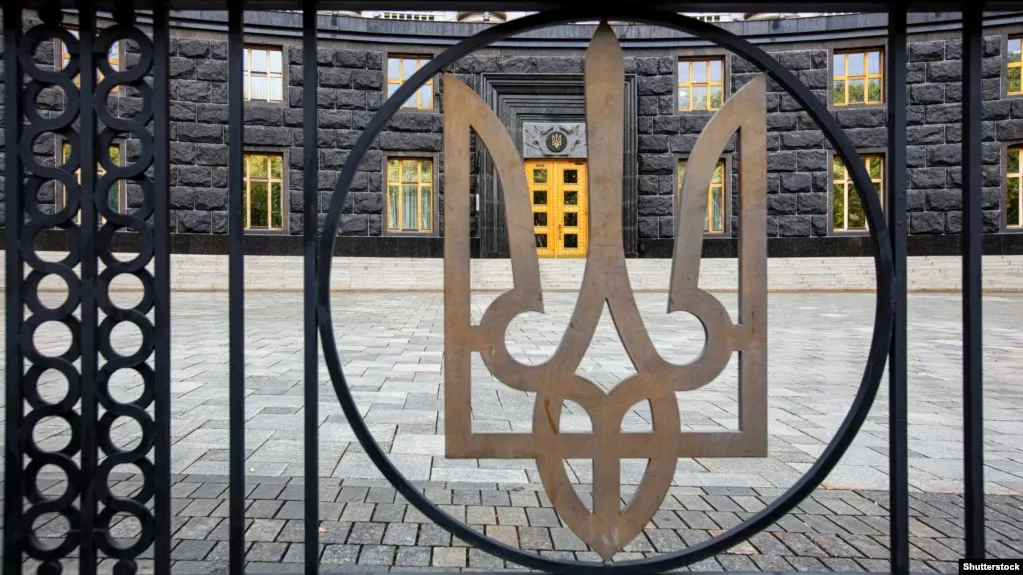 Кадрові ротації у Кабміні: Хмара та Сибіга очолили ключові міністерства