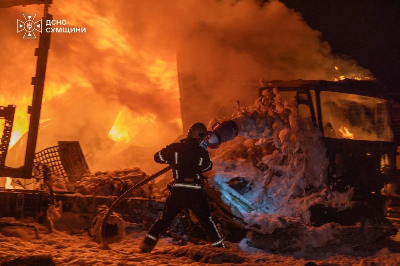Трагедія у Сумах: ворожий реактивний безпілотник убив трьох працівників «Нової пошти»